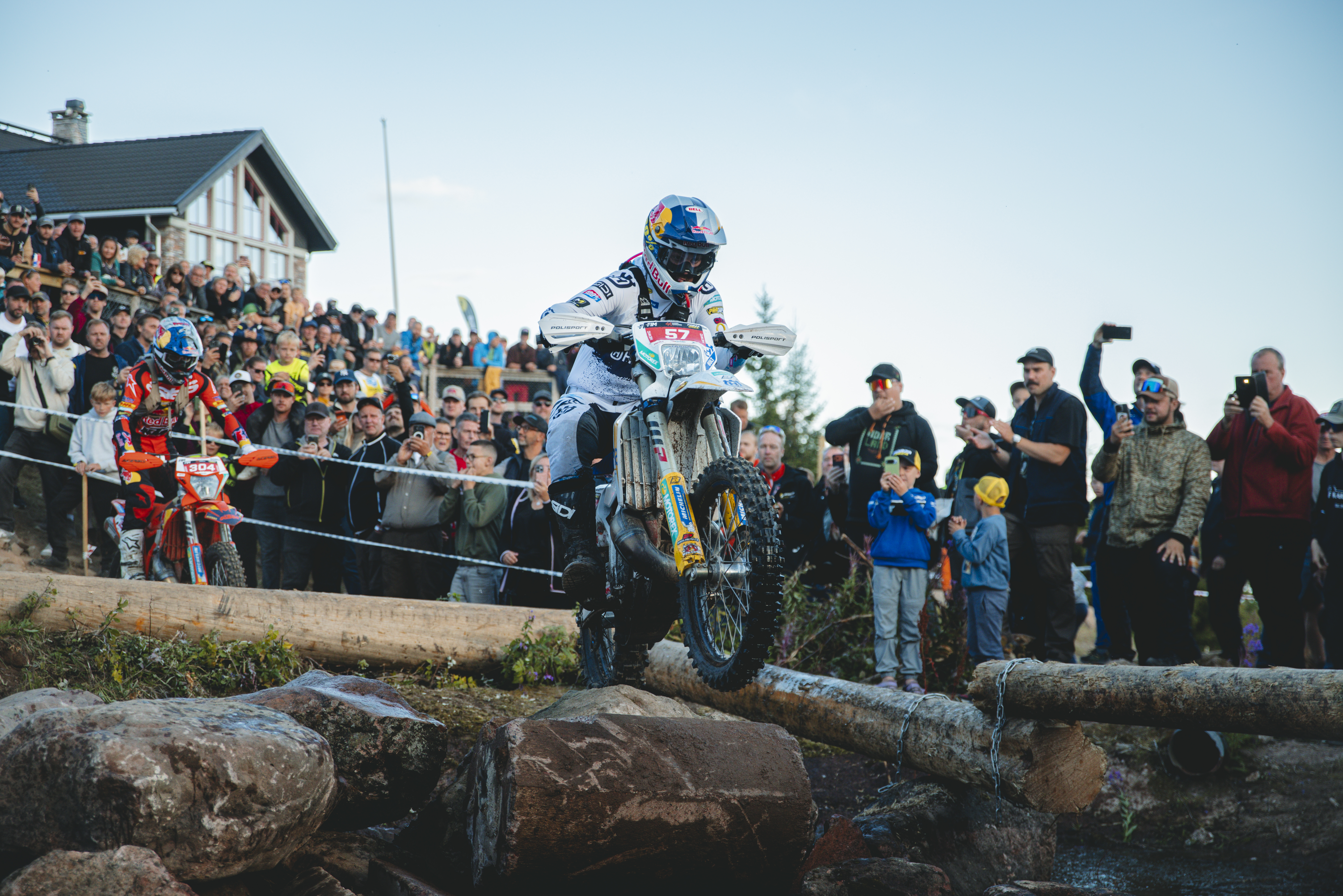 Billy Bolt Wins Forza Orza Sprint on Injury Return