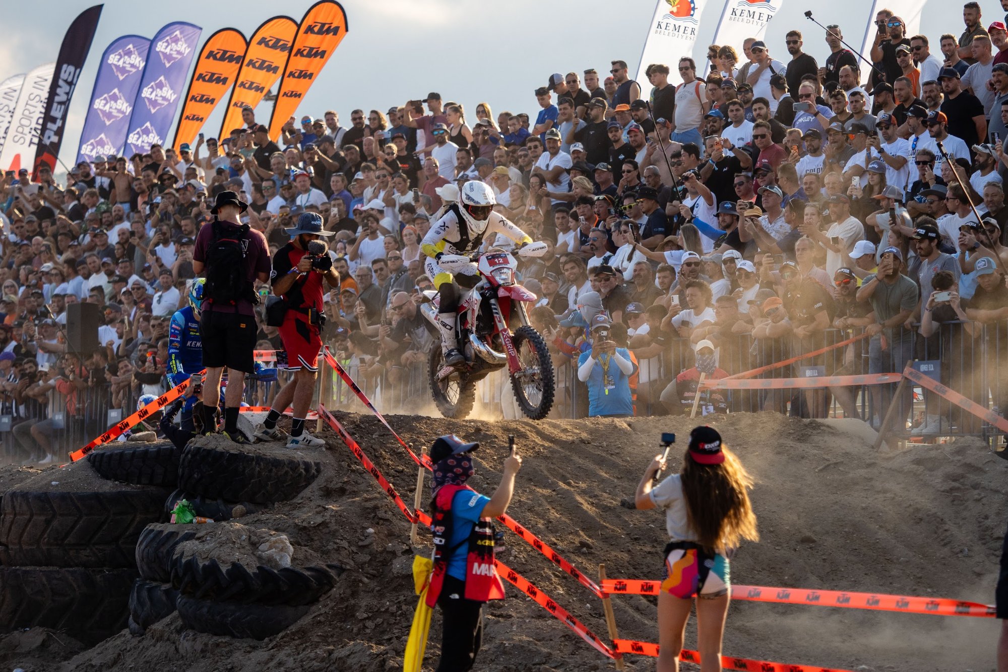 Brightmore Wins Sea to Sky Beach Race